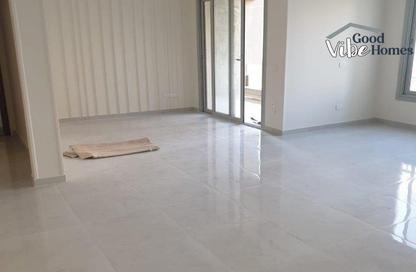 Apartment - 2 Bedrooms - 2 Bathrooms for sale in Palm Hills Village Gate - South Investors Area - New Cairo City - Cairo