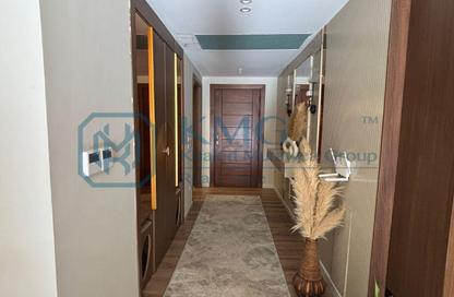 Apartment - 3 Bedrooms - 3 Bathrooms for sale in Hyde Park Business District Mall - South Teseen St. - The 5th Settlement - New Cairo City - Cairo