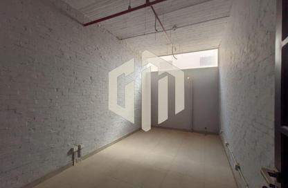 Shop - Studio - 2 Bathrooms for rent in Gamal Abdel Nasser Axis - The 3rd Settlement - New Cairo City - Cairo