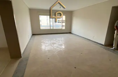 شقة - 4 غرف نوم - 3 حمامات للايجار في نيو جيزة - طريق مصر اسكندرية الصحراوي - مدينة 6 أكتوبر - الجيزة