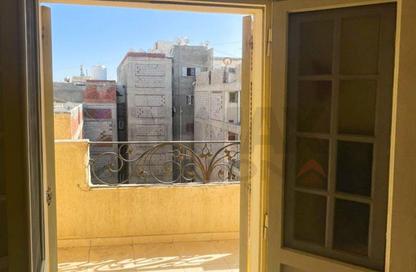 Apartment - 2 Bedrooms - 2 Bathrooms for rent in Al Nasr St. - Smouha - Hay Sharq - Alexandria