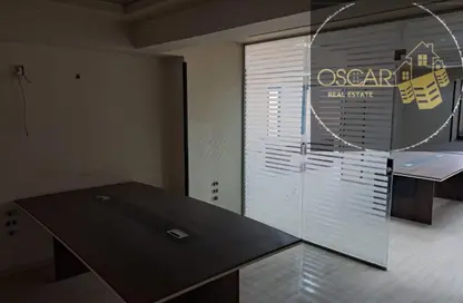 مساحات مكتبية - استوديو - 8 حمامات للايجار في شارع محي الدين أبو العز - المهندسين - الجيزة