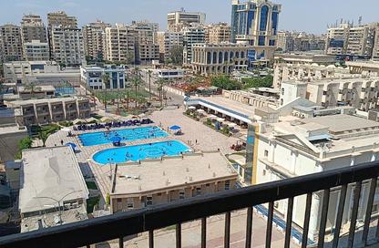 شقة - 3 غرف نوم - 1 حمام للبيع في شارع دار الدفاع الجوي - ارض الجولف - مصر الجديدة - القاهرة