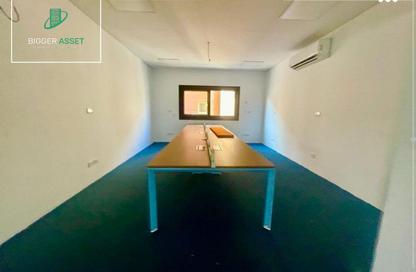 Office Space - Studio - 3 Bathrooms for rent in Street 208 - Degla - Hay El Maadi - Cairo