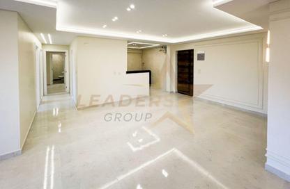 Apartment - 3 Bedrooms - 2 Bathrooms for rent in Al Geish Road - Camp Chezar - Hay Wasat - Alexandria