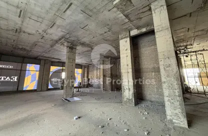 Restaurant - Studio - 2 Bathrooms for sale in Golden Gate - South Teseen St. - The 5th Settlement - New Cairo City - Cairo