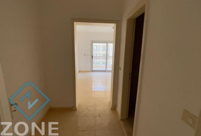 8700394 - Property Image 3