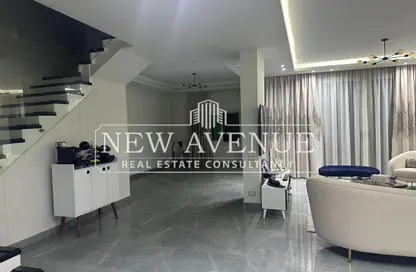 دوبلكس - 3 غرف نوم - 3 حمامات للبيع في البنفسج 12 - البنفسج - مدينة القاهرة الجديدة - القاهرة