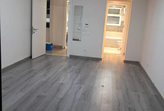 53717502 - Property Main Image