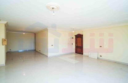 Apartment - 3 Bedrooms - 3 Bathrooms for sale in Tharwat - Hay Sharq - Alexandria