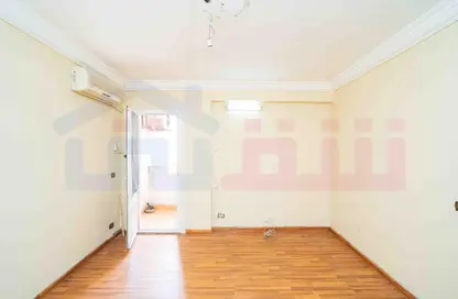 Apartment - 3 Bedrooms - 3 Bathrooms for sale in Tharwat - Hay Sharq - Alexandria