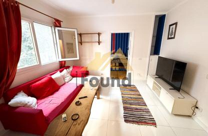 Apartment - Studio - 1 Bathroom for rent in Bahgat Ali St. (Ebn Al Nabeh) - Zamalek - Cairo