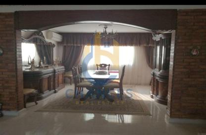 Apartment - 2 Bedrooms - 2 Bathrooms for sale in Street 9 - Maadi - Hay El Maadi - Cairo