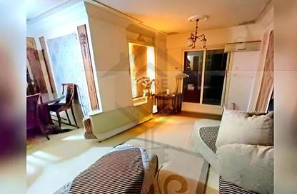 Apartment - 3 Bedrooms - 3 Bathrooms for sale in Kafr Abdo St. - Kafr Abdo - Roushdy - Hay Sharq - Alexandria