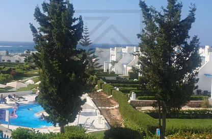 Chalet - 2 Bedrooms - 2 Bathrooms for sale in Mountain View - Ras Al Hekma - North Coast