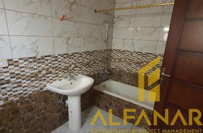 Duplex - 5 Bedrooms - 4 Bathrooms for rent in Doctor Yassin Abdel Ghaffar St. - Area C - Ganoob El Acadimia - New Cairo City - Cairo Duplex - 5 Bedrooms - 4 Bathrooms for rent in Doctor Yassin Abdel Ghaffar St. - Area C - Ganoob El Acadimia - New Cairo City - Cairo