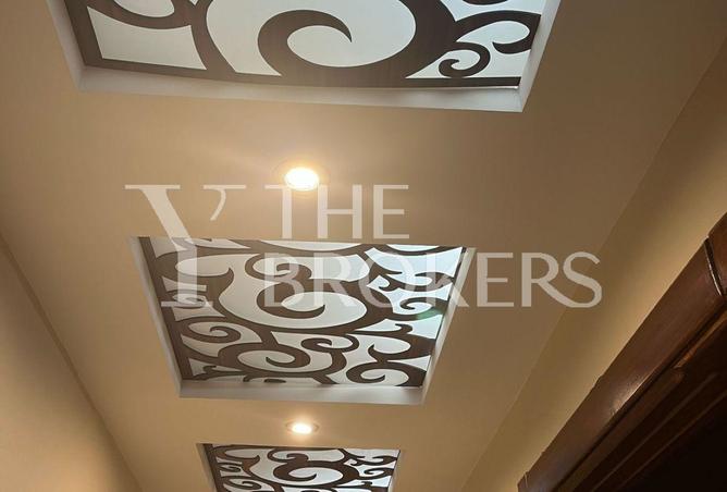 8610834 - Property Image 2