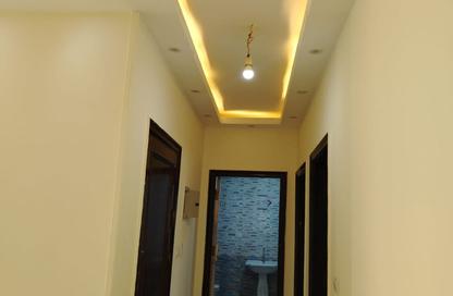 Apartment - 4 Bedrooms - 2 Bathrooms for rent in Gardenia Mall St. - The 1st Settlement - New Cairo City - Cairo