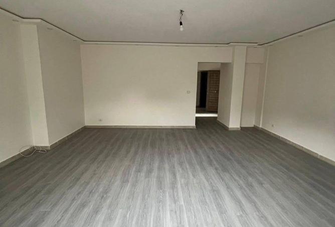 66432413 - Property Main Image