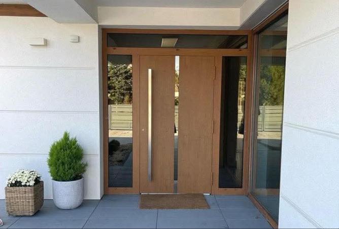 57239379 - Property Main Image