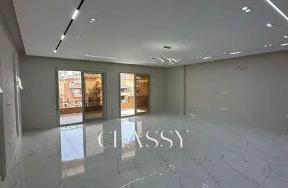 Apartment - 3 Bedrooms - 3 Bathrooms for sale in Al Khamayel city - Sheikh Zayed Compounds - Sheikh Zayed City - Giza