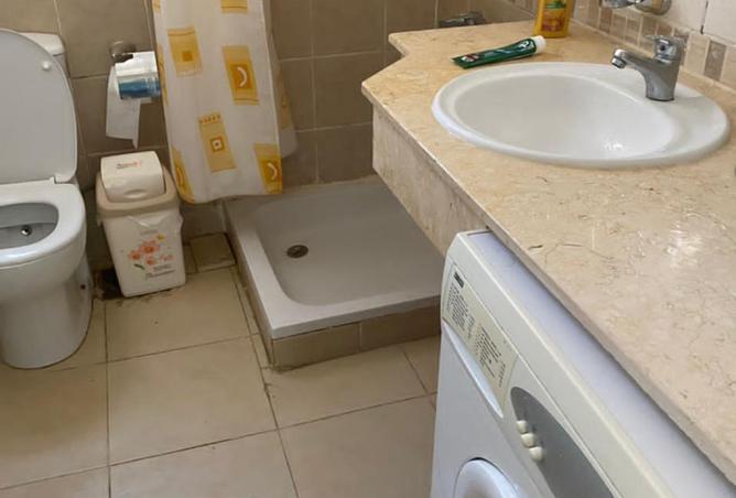 8445958 - Property Image 3