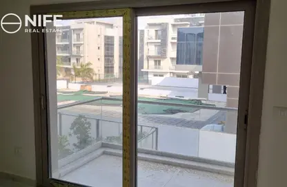 شقة - 3 غرف نوم - 3 حمامات للايجار في جاليريا  مون فالى - المستثمرين الجنوبية - مدينة القاهرة الجديدة - القاهرة