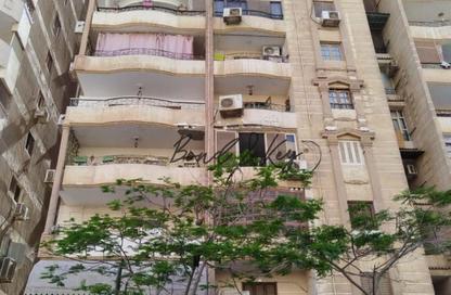Apartment - 2 Bedrooms - 1 Bathroom for sale in 9th Zone - Nasr City - Cairo