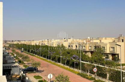 Townhouse - 3 Bedrooms - 4 Bathrooms for sale in Fifth Square - The 5th Settlement - New Cairo City - Cairo