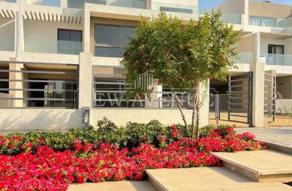 Townhouse - 3 Bedrooms - 4 Bathrooms for sale in Fifth Square - The 5th Settlement - New Cairo City - Cairo