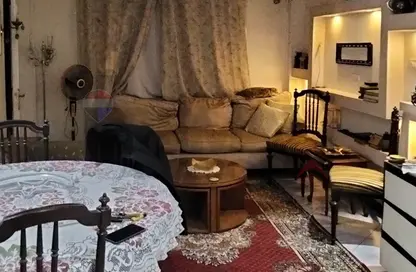 Apartment - 2 Bedrooms - 1 Bathroom for rent in Azarita - Hay Wasat - Alexandria