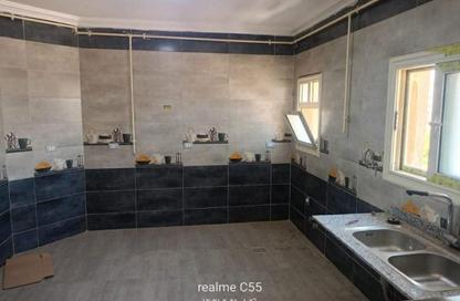 شقة - 4 غرف نوم - 2 حمامات للايجار في عمارات البنفسج - البنفسج - مدينة القاهرة الجديدة - القاهرة