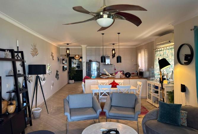 81822554 - Property Image 3