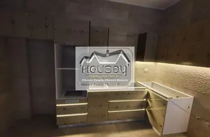 شقة - 3 غرف نوم - 3 حمامات للايجار في مون ريزيدنس - فيفث سكوير - التجمع الخامس - مدينة القاهرة الجديدة - القاهرة