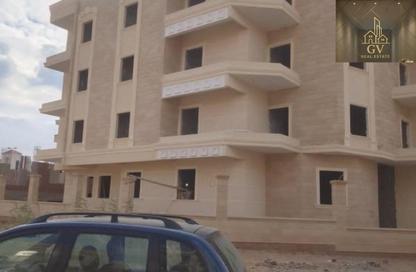 Full Floor - 3 - 2 for sale in 1st Neighborhood - 8th Area - Shorouk City - Cairo