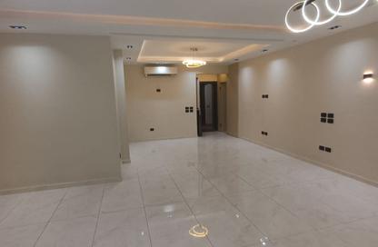 Apartment - 3 Bedrooms - 3 Bathrooms for rent in West Arabella - 5th Settlement Compounds - The 5th Settlement - New Cairo City - Cairo