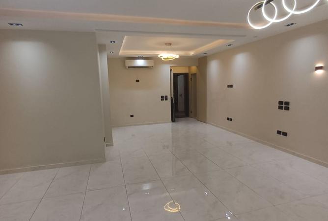 92126849 - Property Main Image