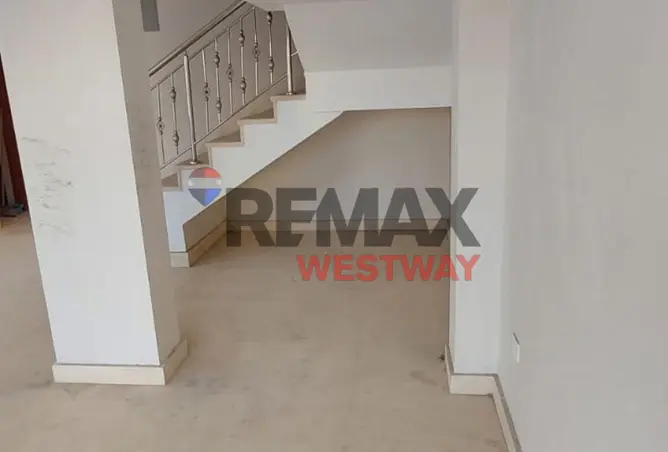 110749707 - Property Image 2