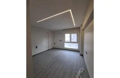 Apartment - 3 Bedrooms - 2 Bathrooms for rent in Mountain View iCity - 5th Settlement Compounds - The 5th Settlement - New Cairo City - Cairo