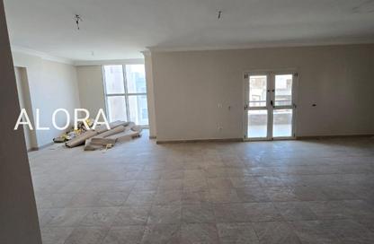 Villa - 7+ Bedrooms - 6 Bathrooms for sale in West Somid - 6 October City - Giza
