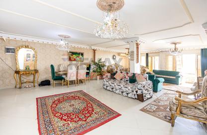Apartment - 3 - 2 for sale in Al Delta St. - Sporting - Hay Sharq - Alexandria