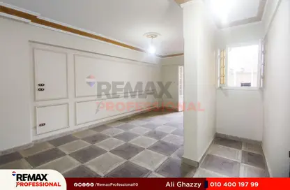 شقة - 2 غرف نوم - 1 حمام للبيع في طريق الزعيم جمال عبد الناصر - سيدي بشر - حي اول المنتزة - الاسكندرية