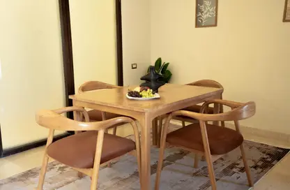 شقة - 2 غرف نوم - 2 حمامات للايجار في فيلدج جيت - المستثمرين الجنوبية - مدينة القاهرة الجديدة - القاهرة