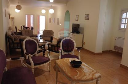 Apartment - 3 - 2 for rent in Hassan Assem St. - Zamalek - Cairo