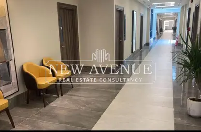 عيادة - غرفة نوم - 1 حمام للبيع في ميفيدا - كمبوندات التجمع الخامس - التجمع الخامس - مدينة القاهرة الجديدة - القاهرة