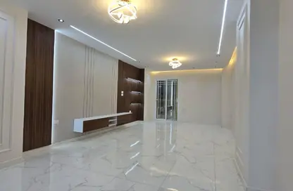 شقة - 3 غرف نوم - 2 حمامات للبيع في حدائق الاهرام - الجيزة