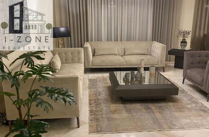 Apartment - 3 Bedrooms - 3 Bathrooms for sale in Uptown Cairo - Mokattam - Cairo