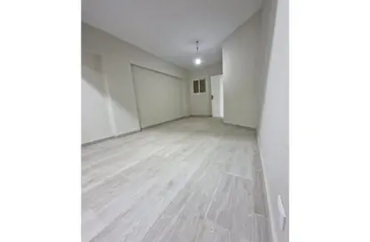 Apartment - 3 Bedrooms - 2 Bathrooms for rent in Ali Amin St. - 1st Zone - Nasr City - Cairo Apartment - 3 Bedrooms - 2 Bathrooms for rent in Ali Amin St. - 1st Zone - Nasr City - Cairo