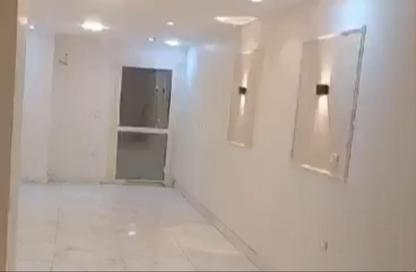 Apartment - 3 Bedrooms - 2 Bathrooms for sale in Ahmed Qasim Gewida St. - 1st Zone - Nasr City - Cairo
