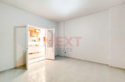 Apartment - 3 Bedrooms - 1 Bathroom for sale in Saba Basha - Hay Sharq - Alexandria Apartment - 3 Bedrooms - 1 Bathroom for sale in Saba Basha - Hay Sharq - Alexandria